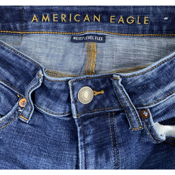 American Eagle Jeans Womens Sz 26 x 27.5 Distress Denim Next Level Flex Straight - Picture 3 of 11